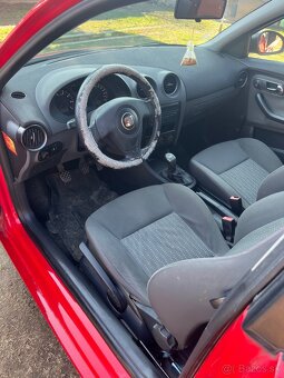 Seat Ibiza 1,4 - 5