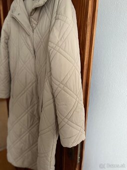 F&F oversize dlhá bunda smotanová č. 46 - 5