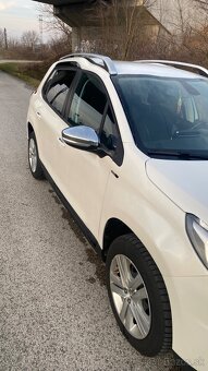 Peugeot 2008 - 5