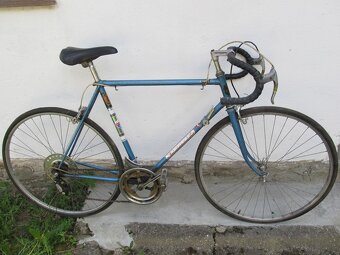 Predám starý bicykel Favorit. - 5