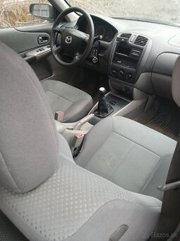 Mazda 323f - 5