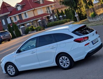 Hyundai i30 1.6CRDi 85kw 3/2021 Slovenské auto - 5