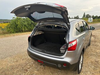 Nissan Qashqai 1,5 diesel, 4x2, 5 miestne - 5