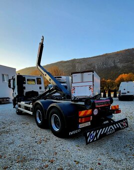 IVECO TRAKKER 450 / Hákový nosič kontajnerov - 5