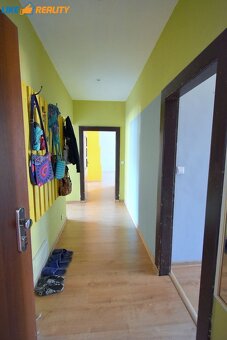 Veľkometrážny 3 izbový byt Vrútky - 5