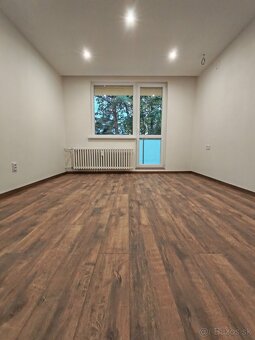 Prenájom - 3 izbový byt s balkónom - 5