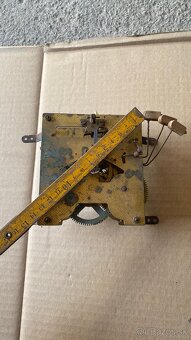 Strojčeky starožitné hodiny - 5