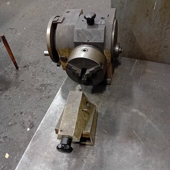 Delička tos du 320 - 5