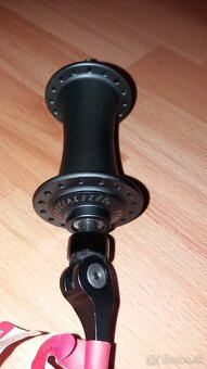 Predný náboj SPECIALIZED - 5