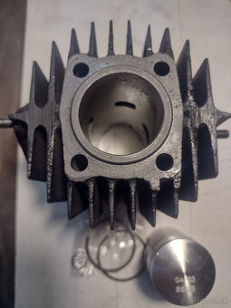 Predam valec Jawa 555/550 - 5