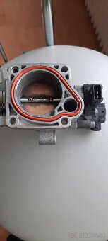 Škrtiaca klapka, sanie bmw e36 316i 318i - 5