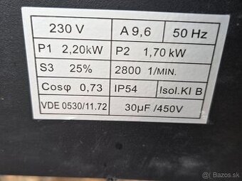 ŠTIEPAČKA NA DREVO AKO NOVÁ - 5