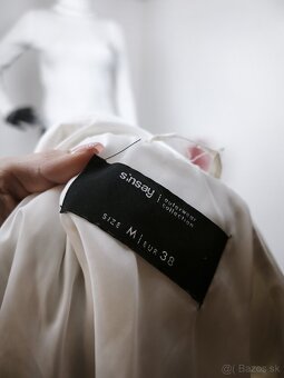 Dámska biela bunda sinsay - 5