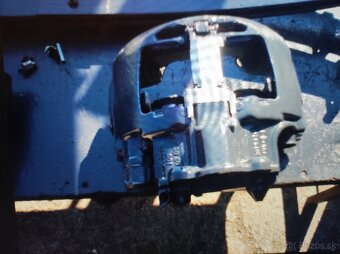 Iveco EuroCargo brzdové strmene - 5