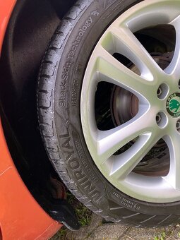 Hlinikové disky original Skoda + pneu 205/45 R16 Uniroyal - 5