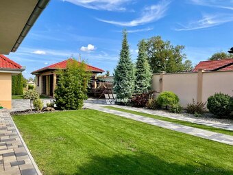 WFG |Na predaj viacgeneračný, zariadený rodinný dom s veľkým - 5