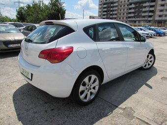 Opel Astra 1.4 ecoFLEX - splátka 99,-€ - NOVA STK, EK - 5
