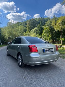 TOYOTA AVENSIS 2.2D - 5