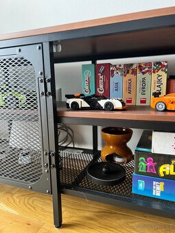 Ikea tv skrinka - 5