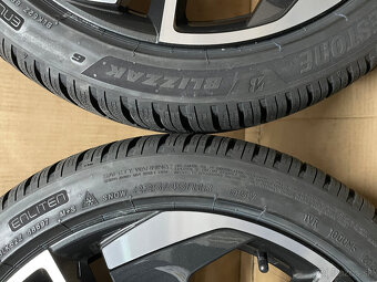 ŠKODA OCTAVIA IV NOVÁ ZIMNÍ COMET 225/45/18 95V DOT2024 - 5