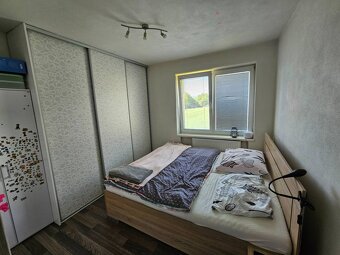 Predáme zrekonštruovaný 3-izbový byt, obec Sľažany, časť Hor - 5