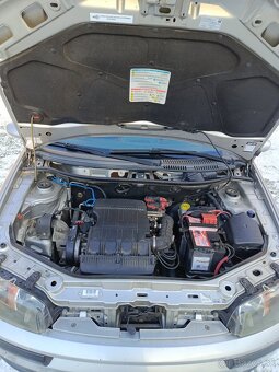 Fiat Punto 1.2 16V HLX - 5
