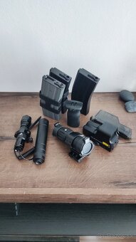 Airsoftoka M4 Full Metal + príslušenstvo - 5