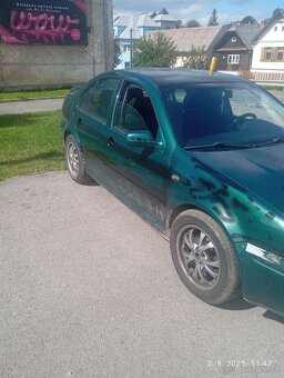 Vw Bora na diely 2.0 benzín 85kw - 5