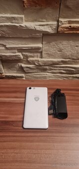 Prestigio Multiphone 3530 Dual - 5