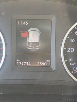 Volkswagen Tiguan - 5