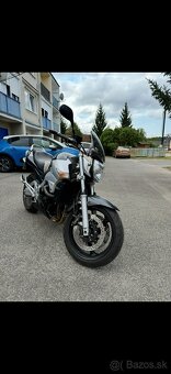 Suzuki GSR600 - 5