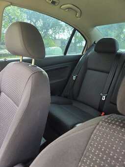 Predám škodu superb 1.9 TDI - 5