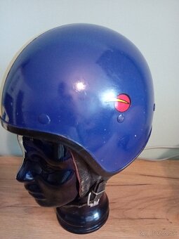 Staré retro prilby - 5