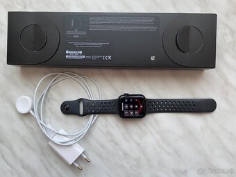 Apple watch SE 44mm - 5