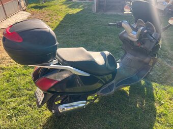 Predam skuter Aprilia Atlantic 125 - 5