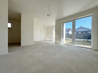 Na predaj moderný 4-izbový bungalov - 5