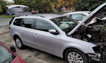 Volkswagen Passat B7 2.0 TDi 2013 VARIANT predám DVERE LA7W - 5