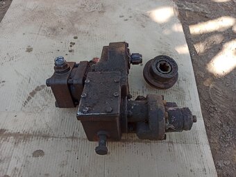 2x hydraulické zubove čerpadlo s prevodom - 5