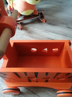 Predám  hojdacie kresielko a odrazadla - 5