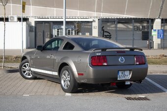 Ford Mustang 155kW (2004) - 5