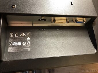 Monitor HP 24y - 23,8" - 5