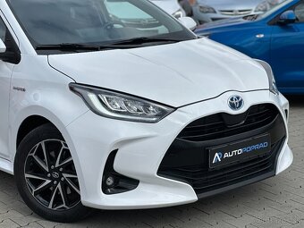Toyota Yaris Hybrid 1.5 VVT-i Style 30 tisic km - 5