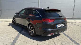 KIA Cee’d Sporty Wagon 1.6 CRDi 136k Platinum A/T - 5