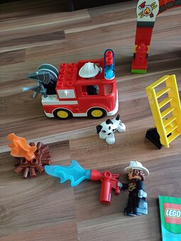 Lego Duplo hasičská stanica 10903 - 5