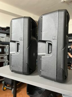 Predám 2ks reproduktorov RCF ART 315-A + statívy - 5