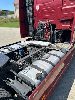 VOLVO 500 eev fh4 - 5