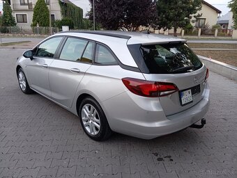 Opel Astra 1.5 TDCi 2020 - 5