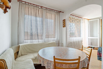 REZERVOVANÝ | 3 izbový byt s loggiou | Severná | Moldava n/B - 5