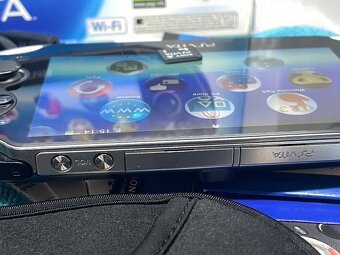 PS VITA PCH-1004 - OLED verzia +8GB - 5