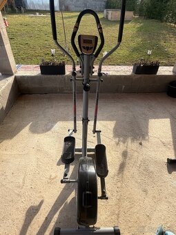 Stacionarny bicykel, Elipticky trenazer - 5